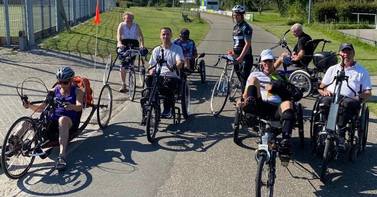 Omni Sport Tilburg start wekelijkse fietstraining op wielerbaan Pijnenburg afbeelding nieuwsbericht Omni Sport Tilburg start wekelijkse fietstraining op wielerbaan Pijnenburg afbeelding nieuwsbericht