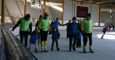 Clinic langebaan schaatsen zondag 4 maart 2018 afbeelding nieuwsbericht Clinic langebaan schaatsen zondag 4 maart 2018 afbeelding nieuwsbericht