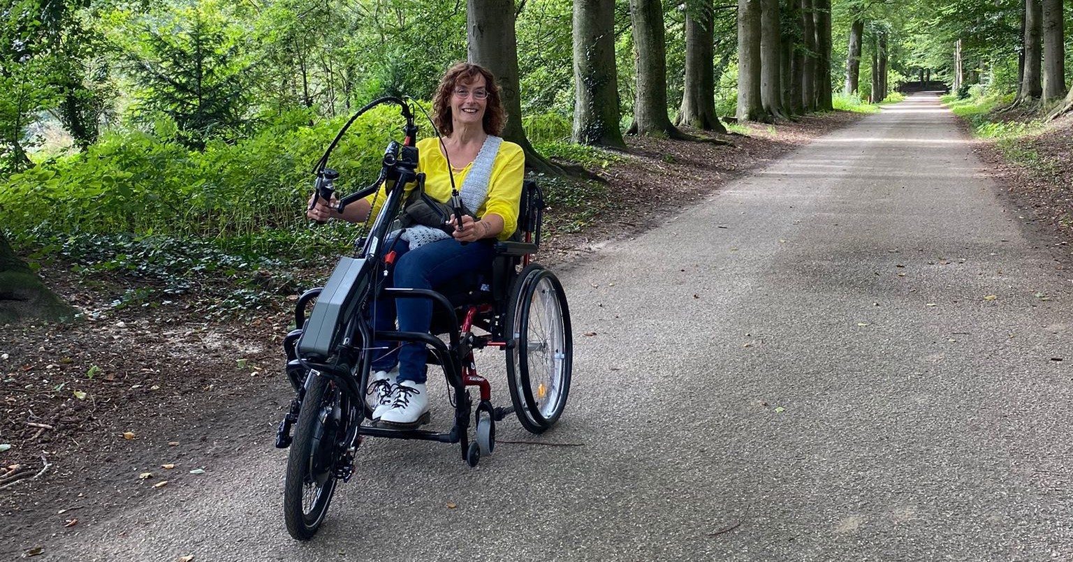 Marieke met CP geniet weer van buiten sporten afbeelding nieuwsbericht Marieke met CP geniet weer van buiten sporten afbeelding nieuwsbericht