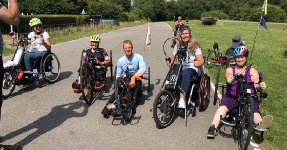 Clinic Handbiken bij wielervereniging de Kampioen in Spaarndam afbeelding nieuwsbericht Clinic Handbiken bij wielervereniging de Kampioen in Spaarndam afbeelding nieuwsbericht