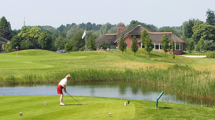 Doe mee met de golfclinic van Golfclub Amelisweerd! afbeelding nieuwsbericht