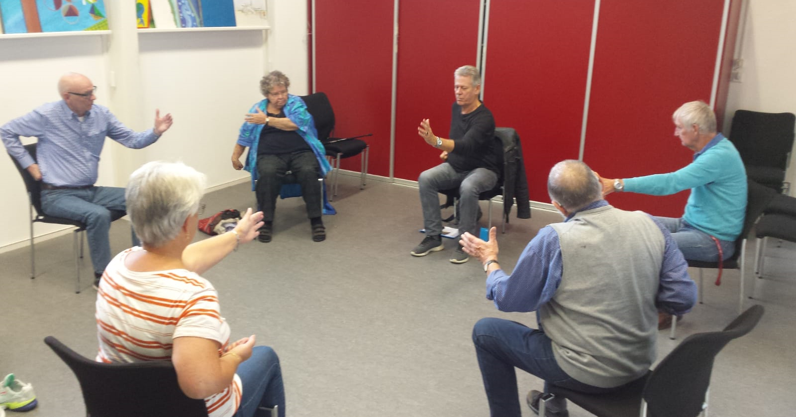 Bezoekje van de Buurtsportcoach UniekSporten bij Tai Chi! afbeelding nieuwsbericht Bezoekje van de Buurtsportcoach UniekSporten bij Tai Chi! afbeelding nieuwsbericht