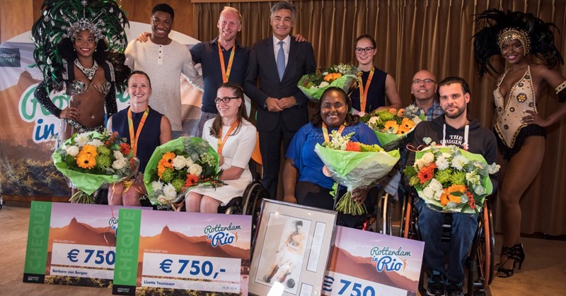 Huldiging Rotterdamse paralympiërs op het ss Rotterdam afbeelding nieuwsbericht