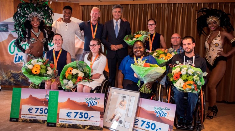 Huldiging Rotterdamse paralympiërs op het ss Rotterdam afbeelding nieuwsbericht Huldiging Rotterdamse paralympiërs op het ss Rotterdam afbeelding nieuwsbericht
