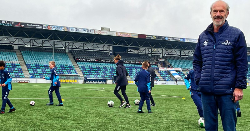 Special Talents jeugdvoetballers trainen bij FC Den Bosch afbeelding nieuwsbericht