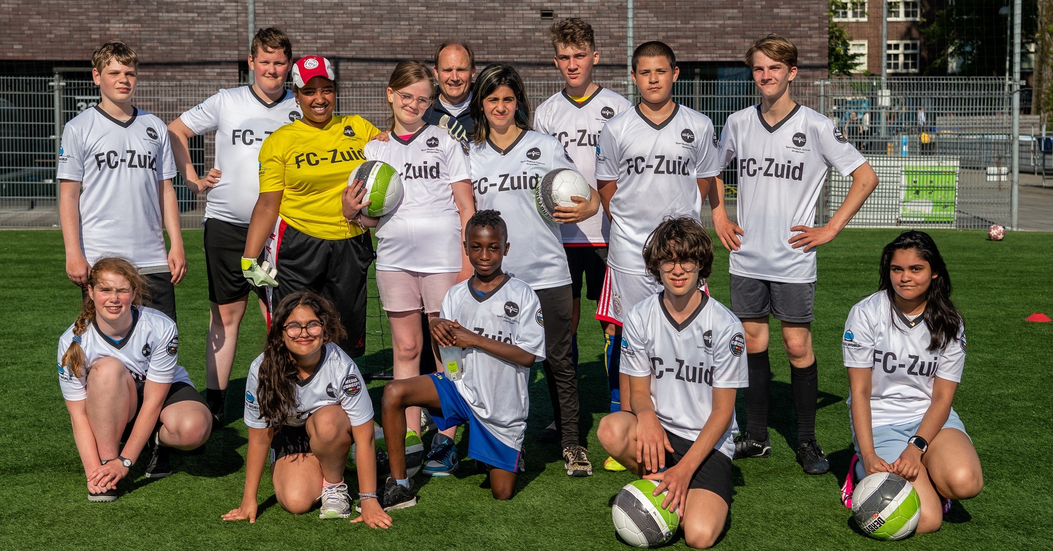 De Amsterdamse Pluim: voetbalvereniging FC Zuid afbeelding nieuwsbericht De Amsterdamse Pluim: voetbalvereniging FC Zuid afbeelding nieuwsbericht