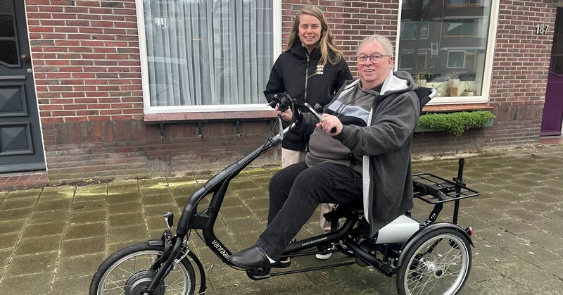Wim kan weer op de fiets naar het bloemencorso: "Een stuk vrijheid terug" afbeelding nieuwsbericht