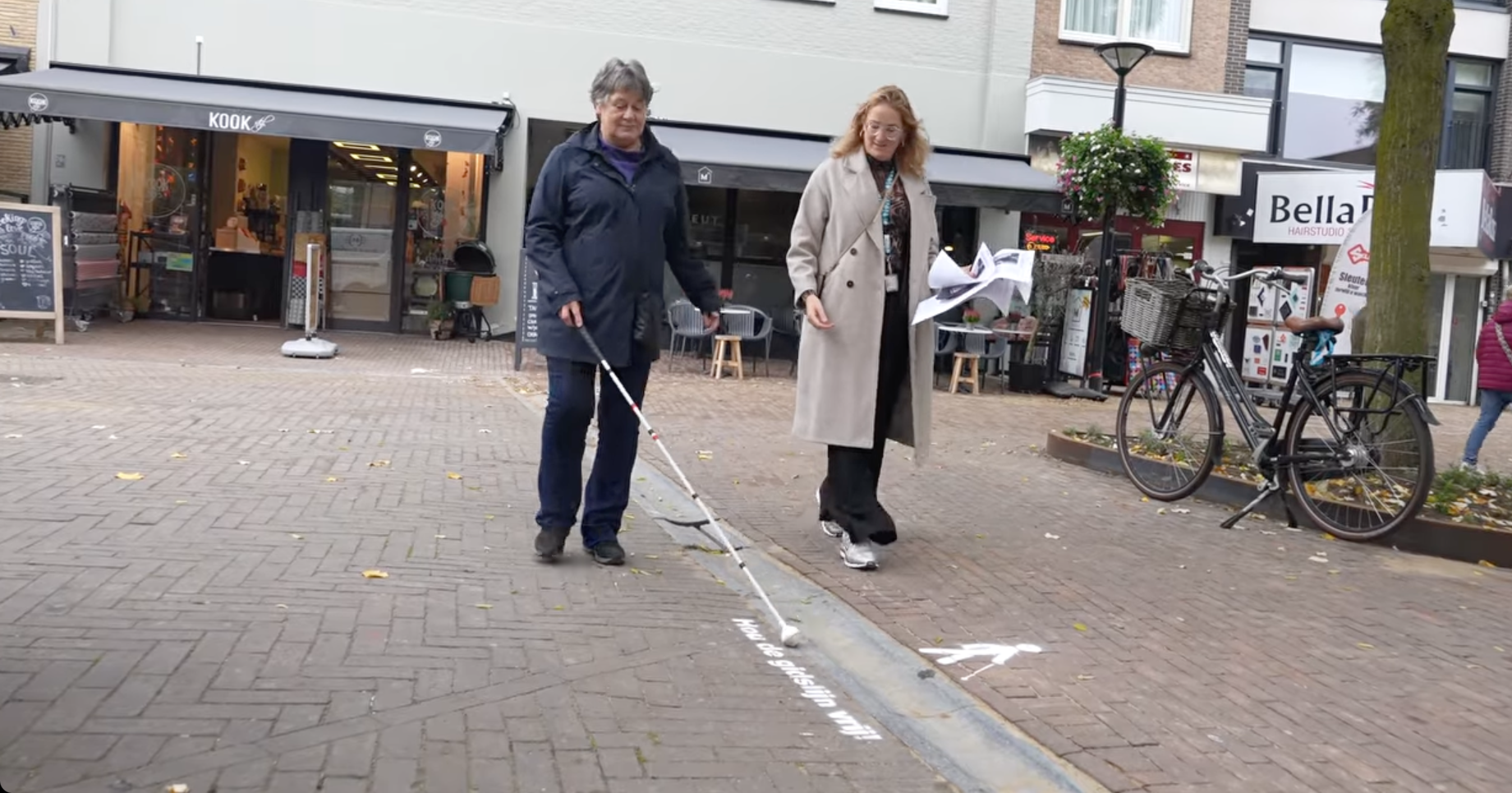 Door nieuwe gidslijn kunnen blinden nu ook een rondje Oss lopen afbeelding nieuwsbericht Door nieuwe gidslijn kunnen blinden nu ook een rondje Oss lopen afbeelding nieuwsbericht