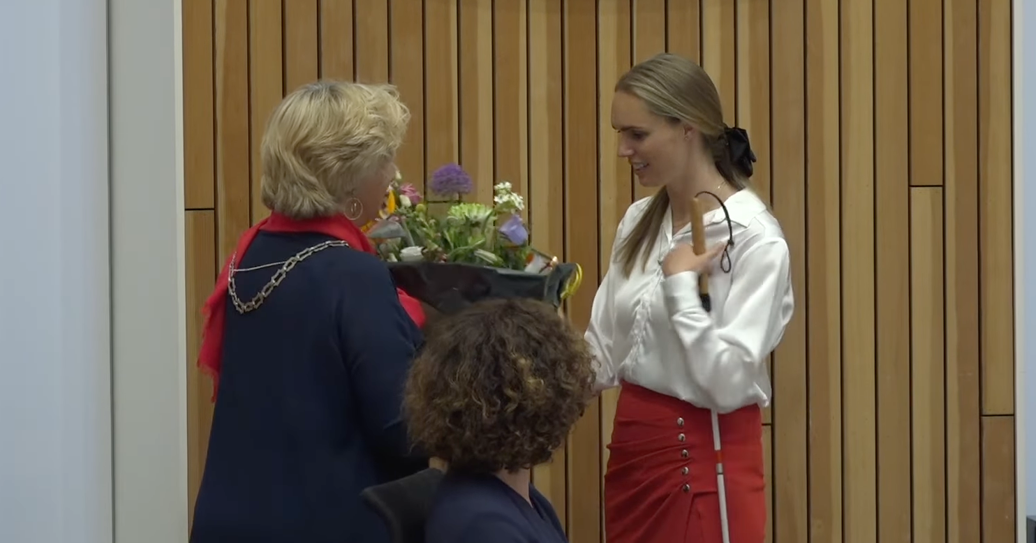 Bijna blinde Tjarda Struik nieuwe burgemeester Leiderdorp afbeelding nieuwsbericht Bijna blinde Tjarda Struik nieuwe burgemeester Leiderdorp afbeelding nieuwsbericht