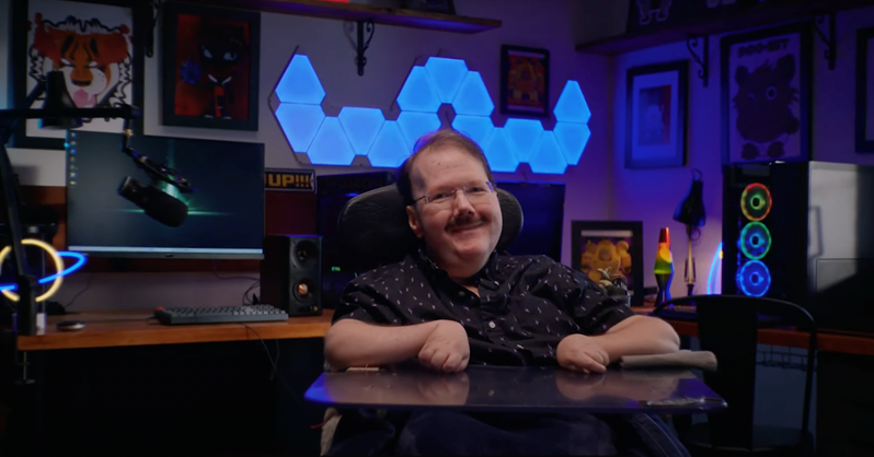 Nieuwe technologie: een handsfree gamemuis en een stapelbare controller afbeelding nieuwsbericht Nieuwe technologie: een handsfree gamemuis en een stapelbare controller afbeelding nieuwsbericht